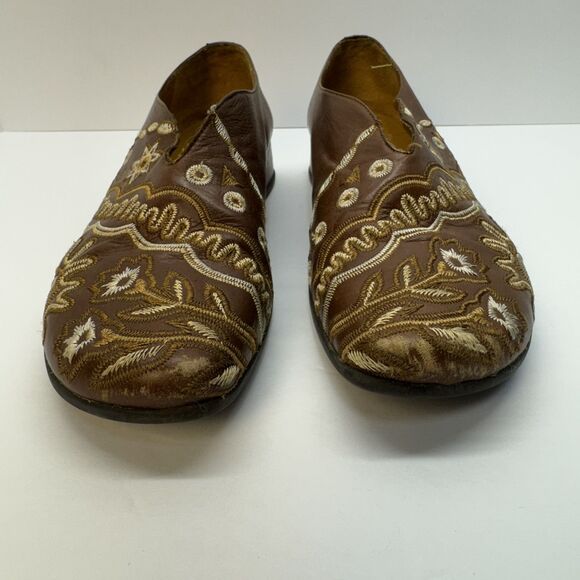 Hispanitas Shoes Women's Size 37 Brown Slip on Embroidered Leather Loafers - Picture 3 of 9